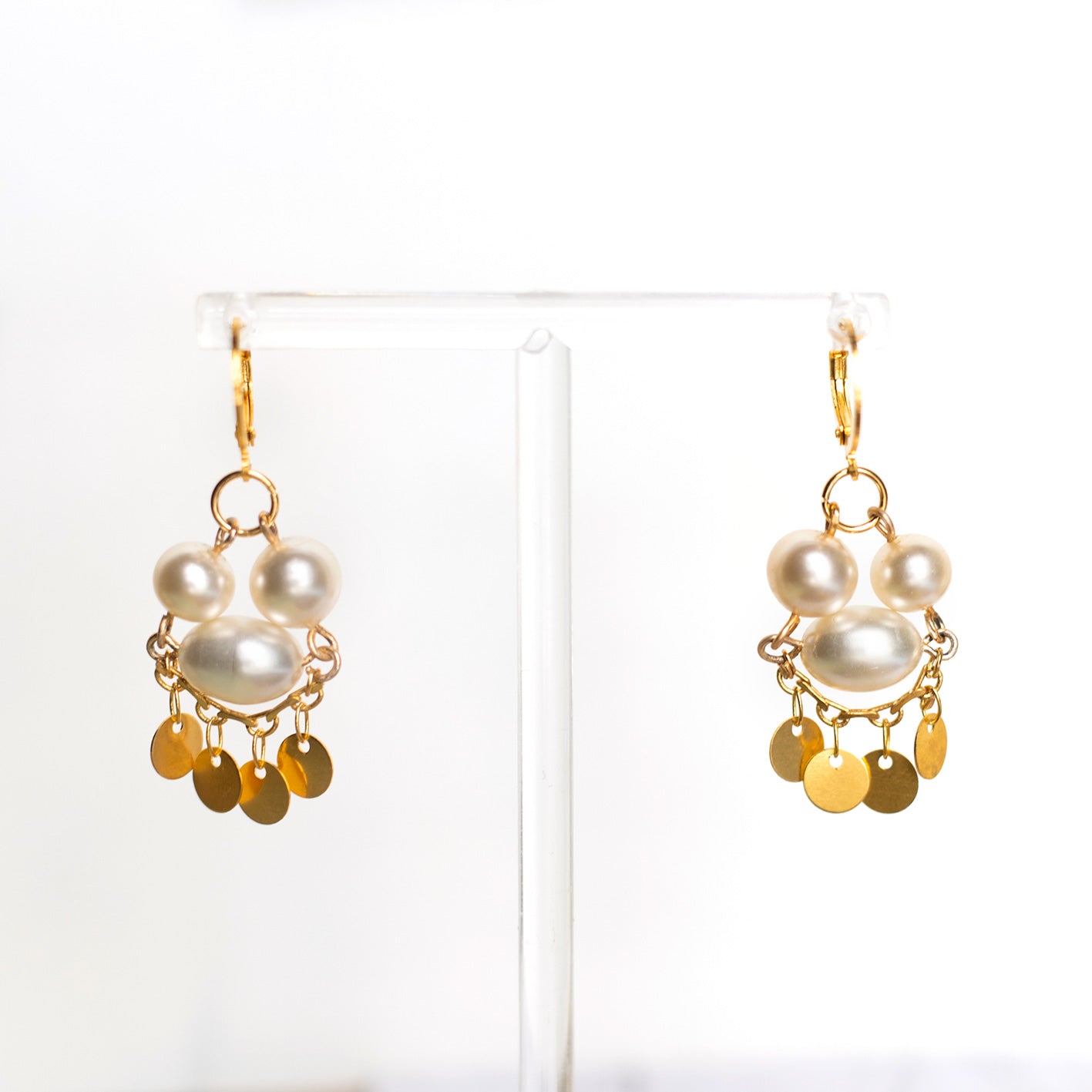 Boucles d'oreilles perles de verre blanches