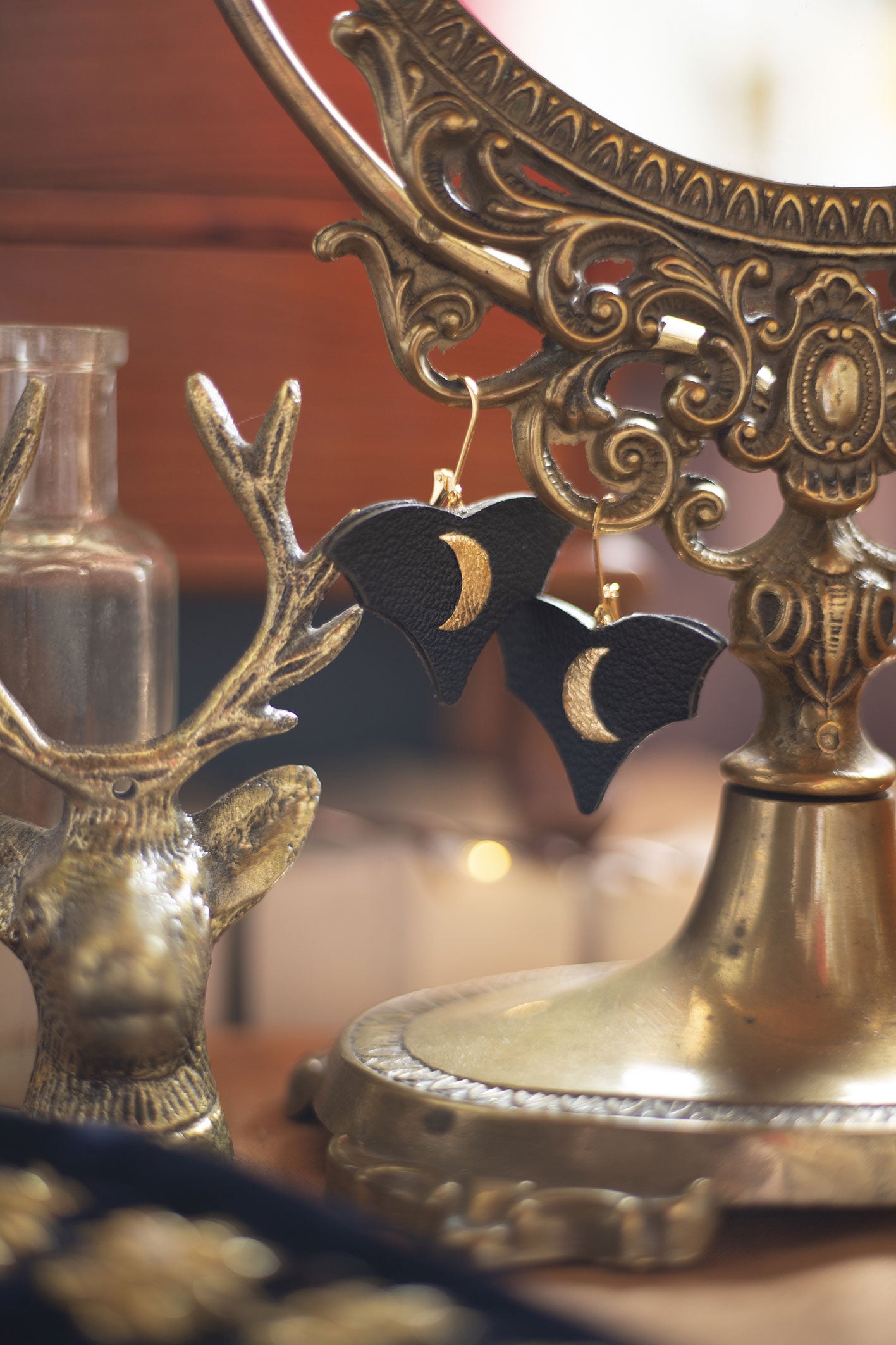 Boucles d'oreilles Chauve-Souris en cuir noir et croissants de Lune