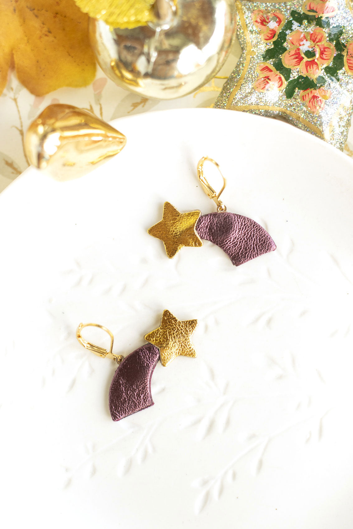 Boucles d'oreilles étoiles filantes violine métallisé et doré
