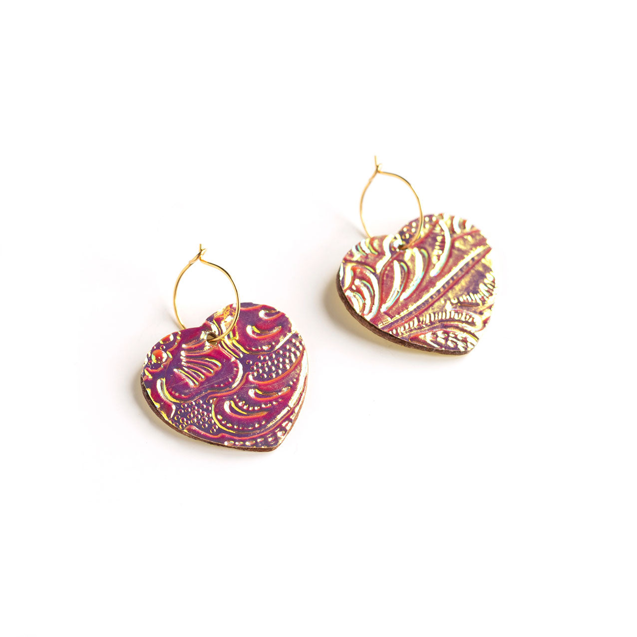 Boucles d'oreilles coeurs holographiques rose mauve et jaune