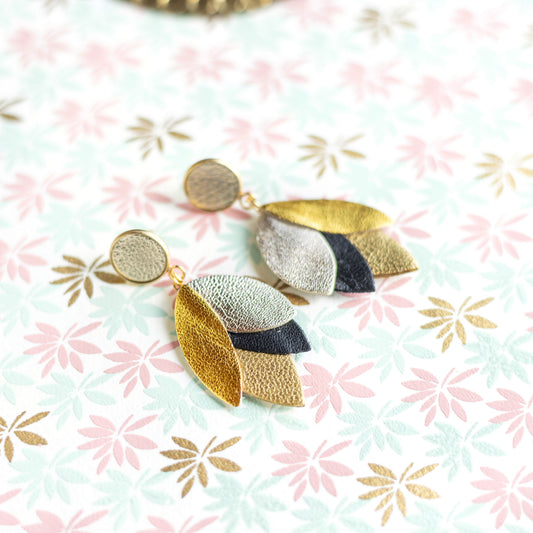 Boucles d'oreilles Dahlia - cuir doré, platine métallisé, noir, vieil or