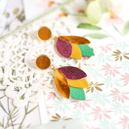 Boucles d'oreilles Dahlia - cuir orange métallisé, framboise, jaune ocre, vert