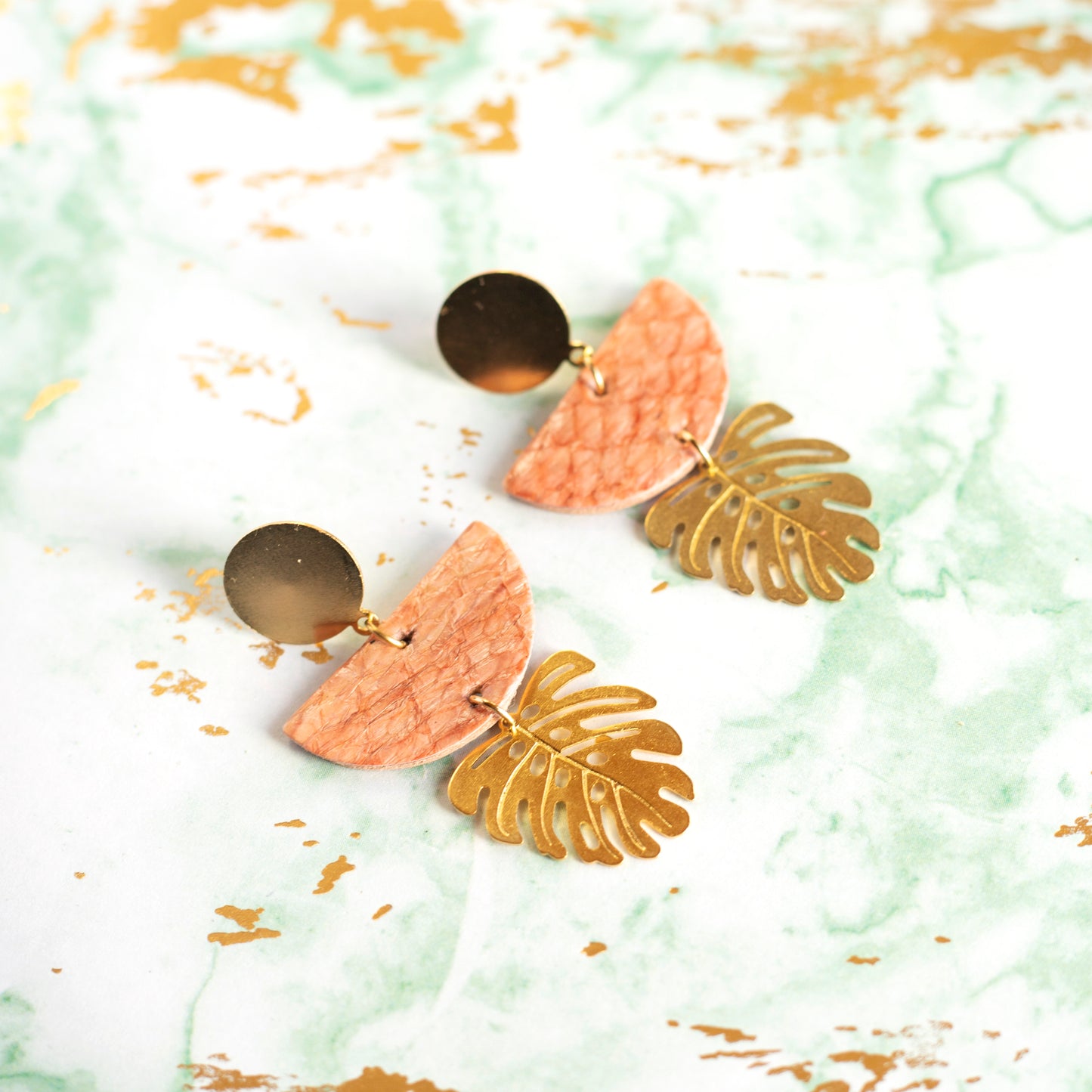 Boucles d'oreilles Soria cuir rose saumon