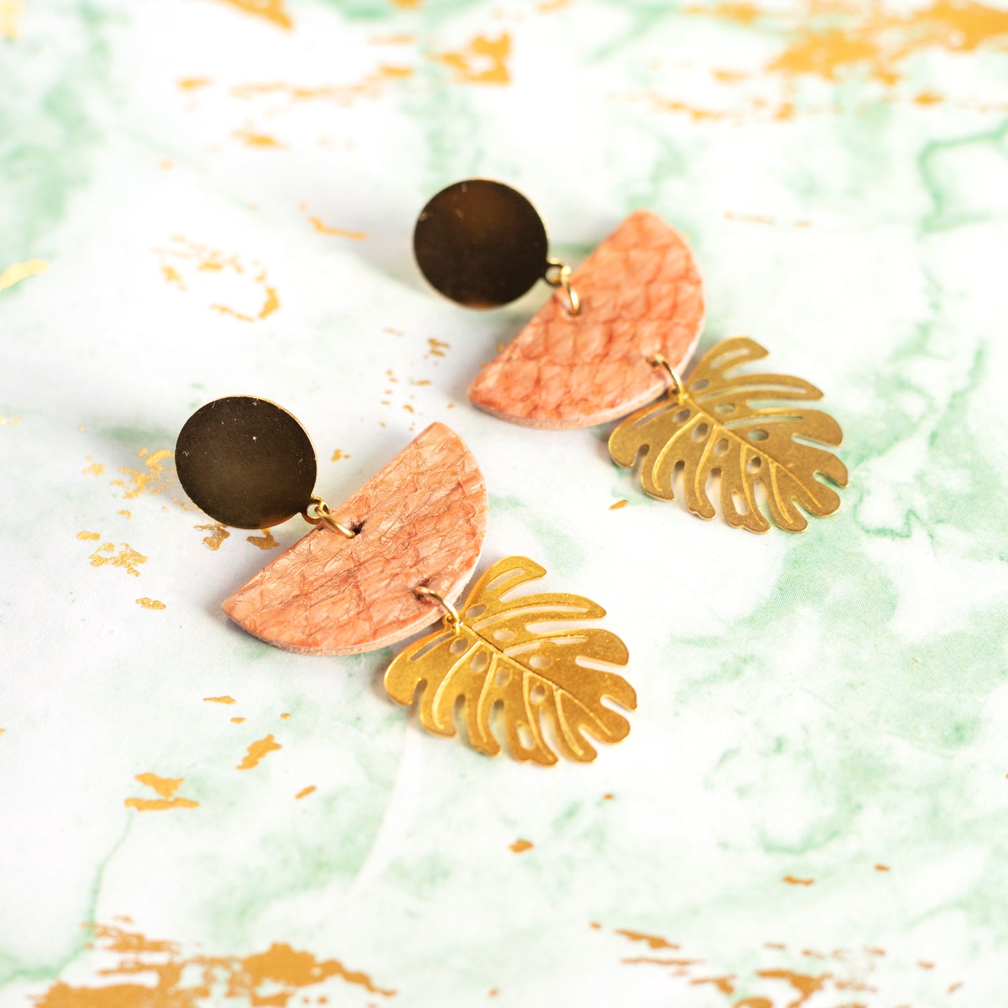 Boucles d'oreilles Soria cuir rose saumon