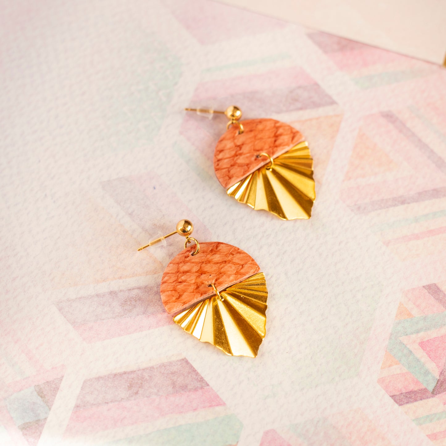 Boucles d'oreilles Haley cuir rose saumon