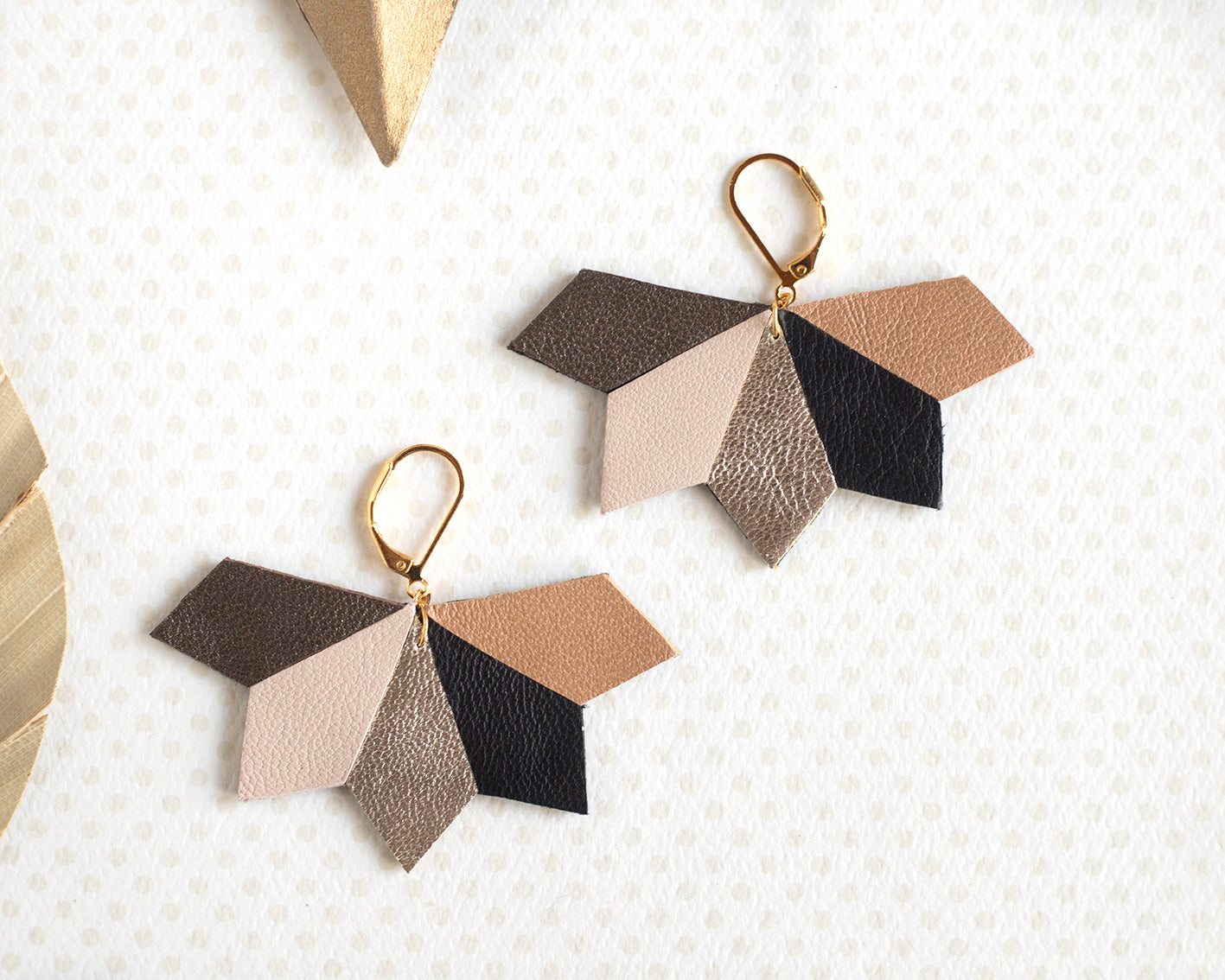 Boucles d’oreilles Clara marron et rose