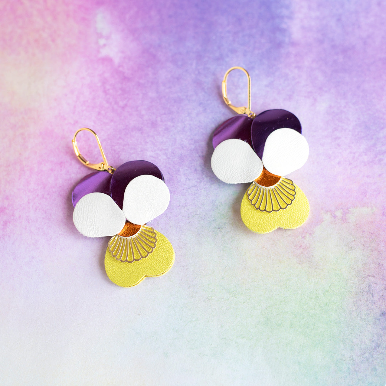 Boucles d’oreilles Pensées - violet blanc, jaune, orange métallisé