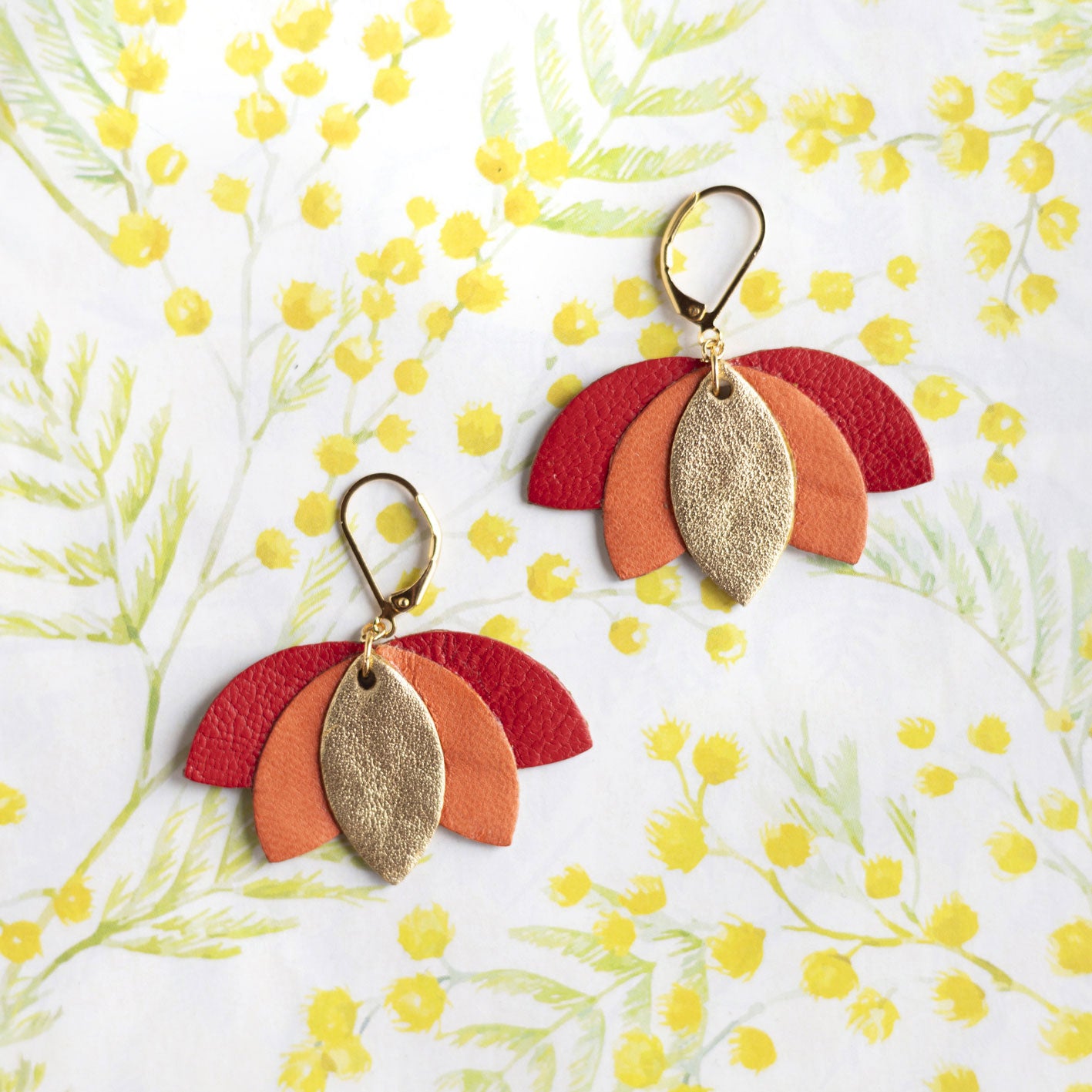 Boucles d'oreilles fleur de lotus doré, orange, rouge