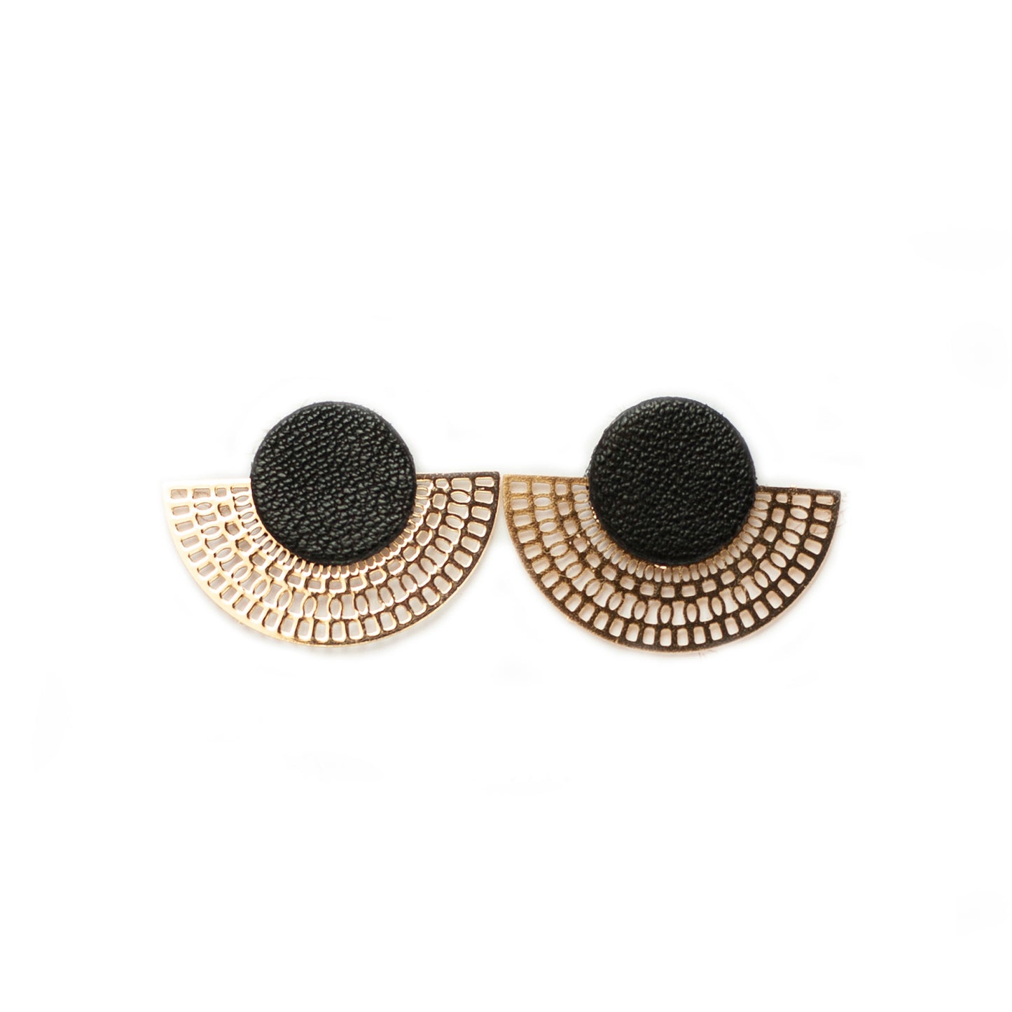 Puces d'oreilles cuir couleurs au choix
