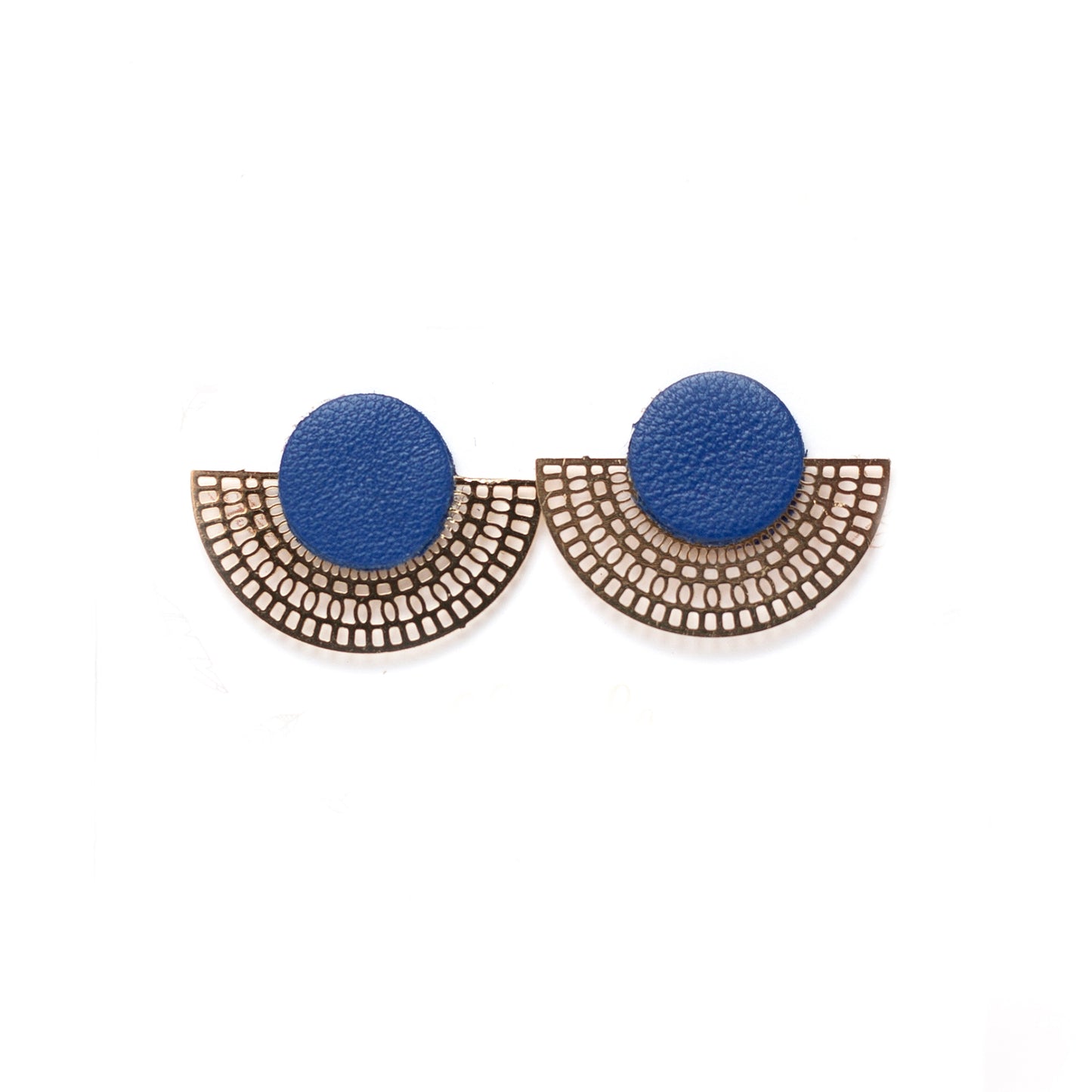 Puces d'oreilles cuir couleurs au choix