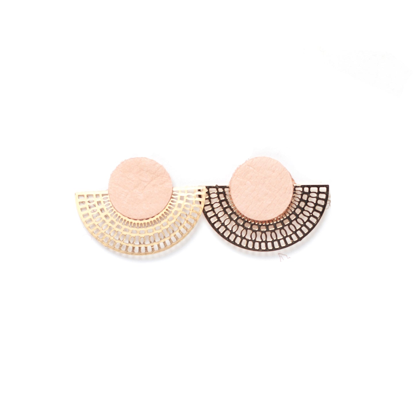 Puces d'oreilles cuir couleurs au choix