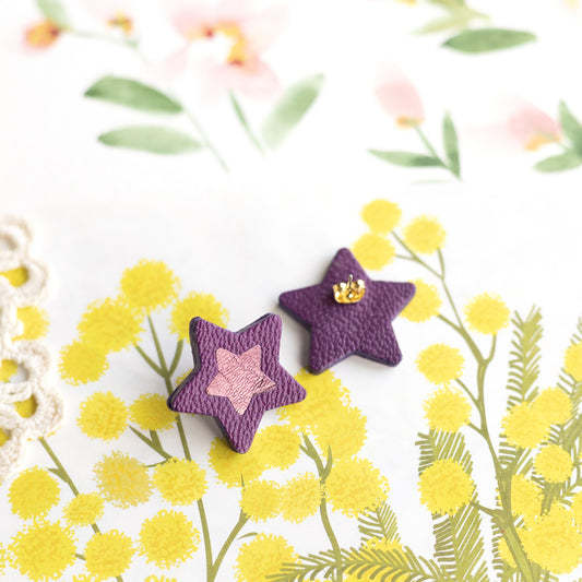 Boucles d'oreilles puces Etoiles - cuir violet et violine métallisé