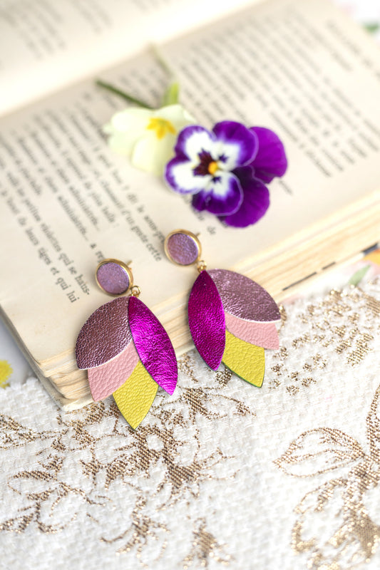 Boucles d'oreilles Dahlia - cuir fuchsia, rose métallisé, jaune