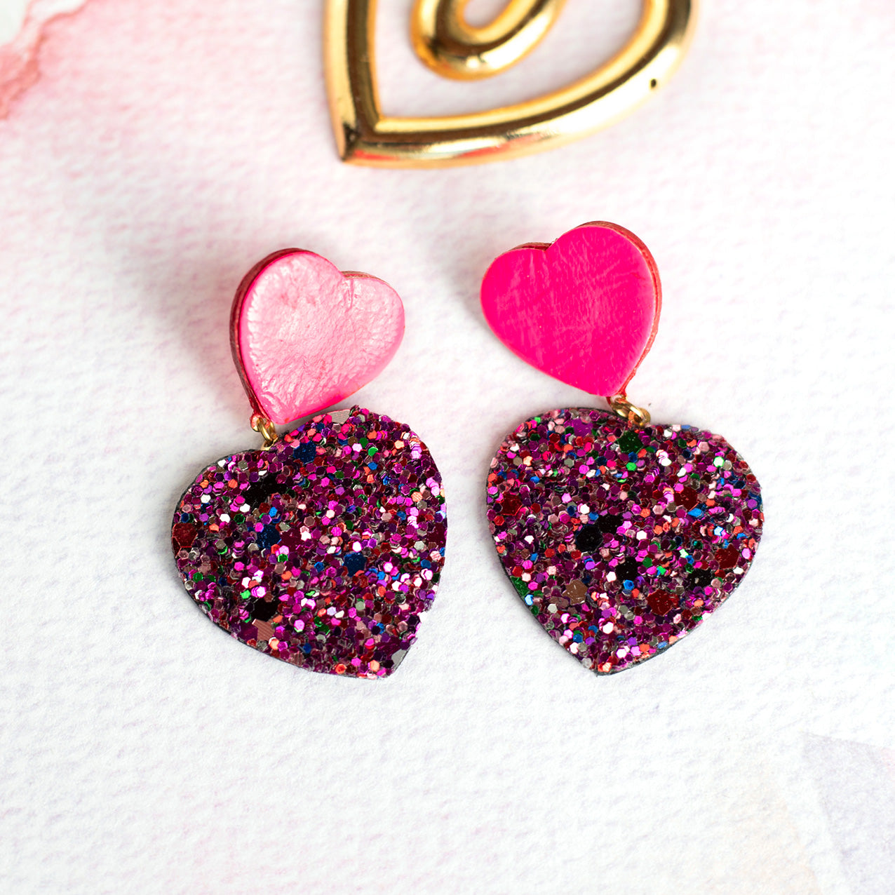 Boucles d'oreilles Coeurs - cuir rose fluo et paillettes violet/fuchsia