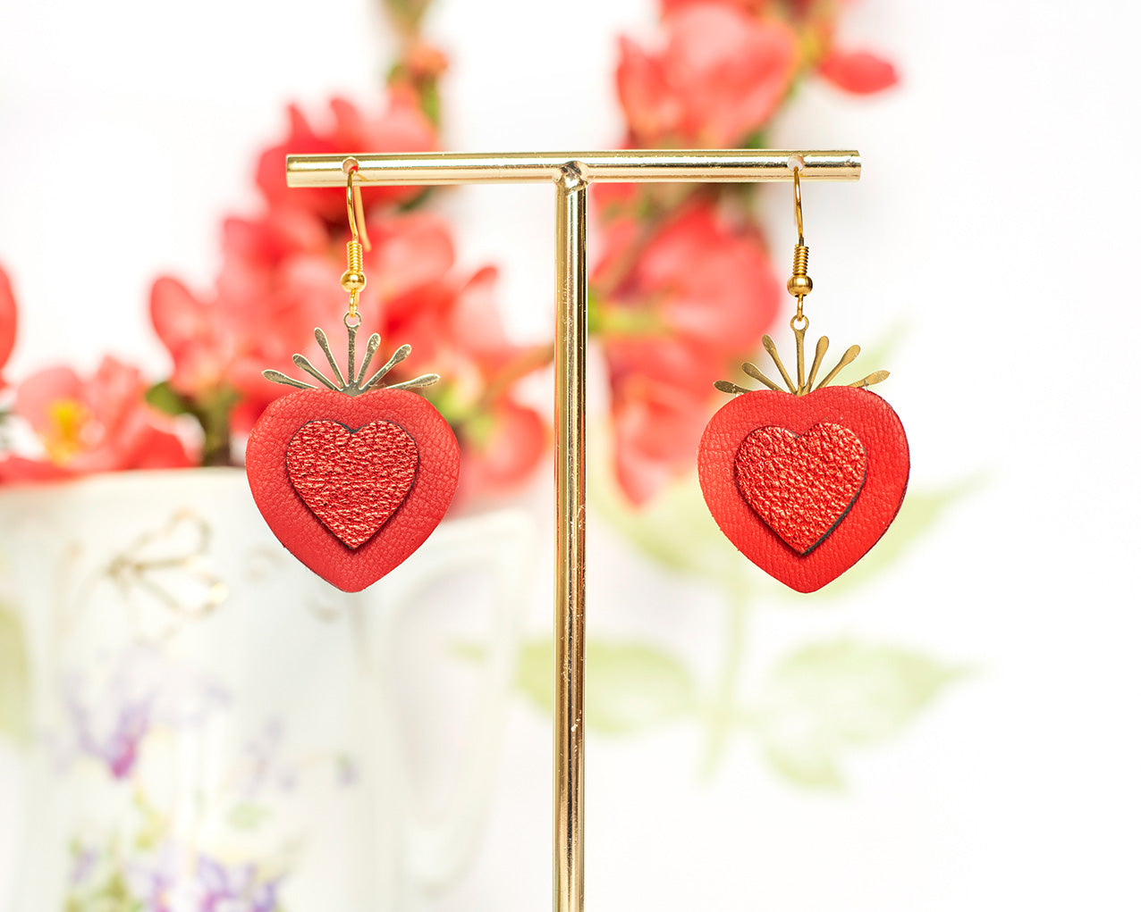 Boucles d'oreilles Coeurs sacrés rouge