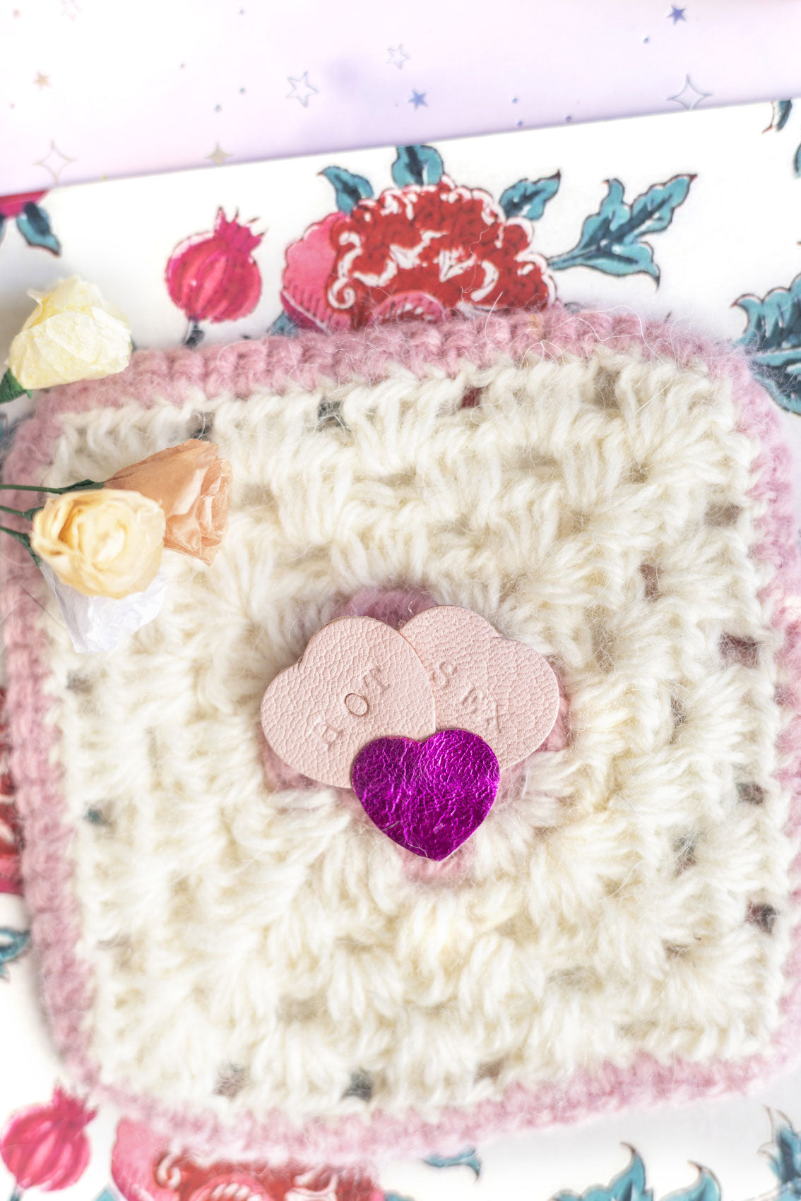 Broche Fleur Coeur "Hot Sex"