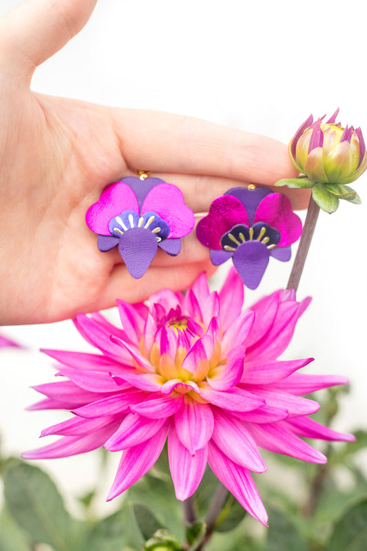 Boucles d’oreilles Orchidées - violet et rose fuchsia métallisé