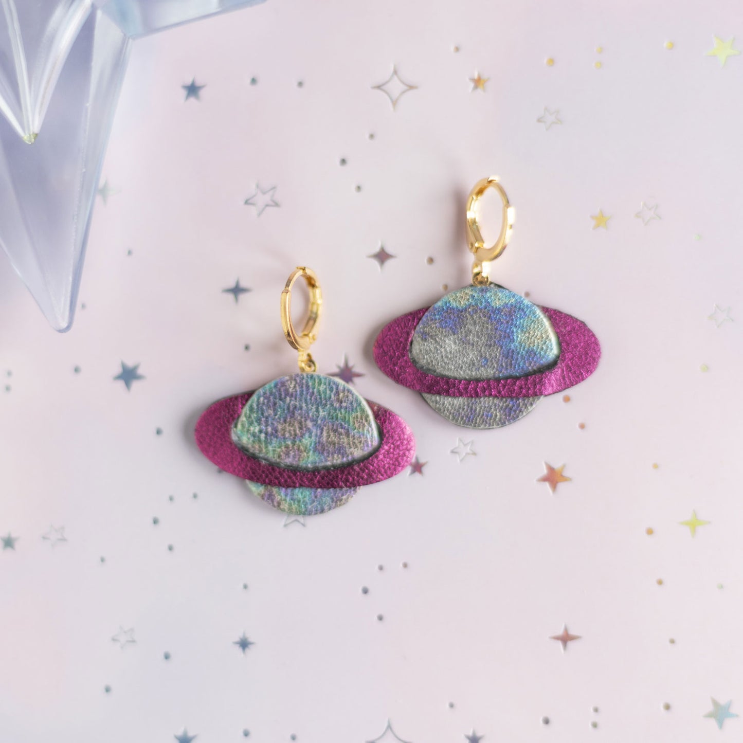 Boucles d'oreilles Planètes Saturne rose foncé