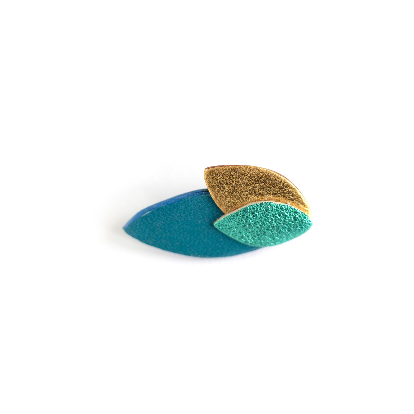 Broche feuilles en cuir doré et bleu