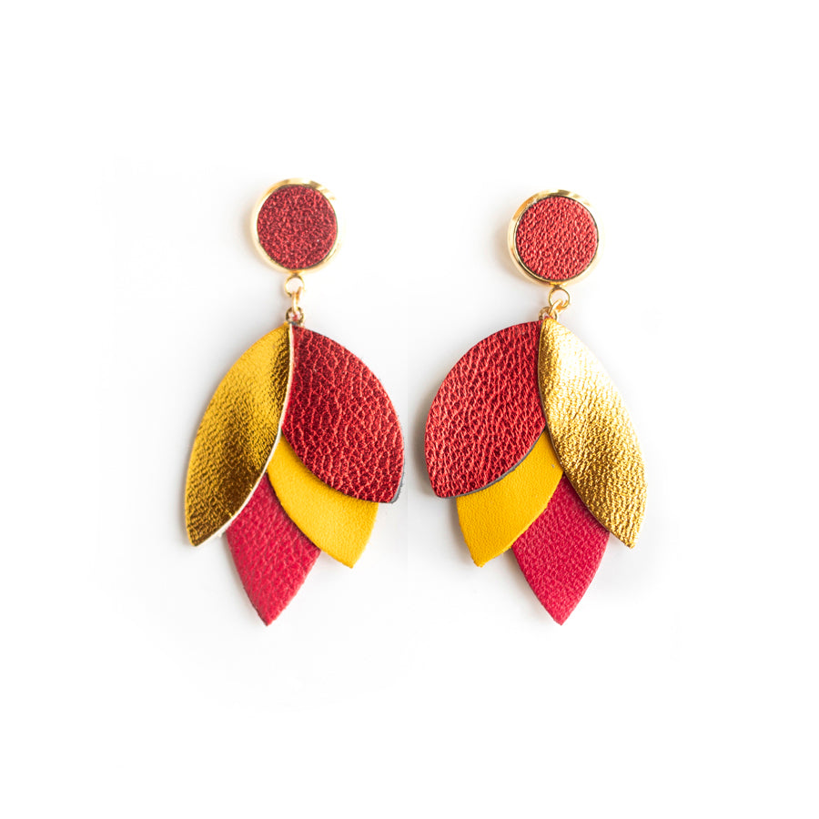 Boucles d'oreilles Dahlia - cuir doré, rouge, jaune, carmin
