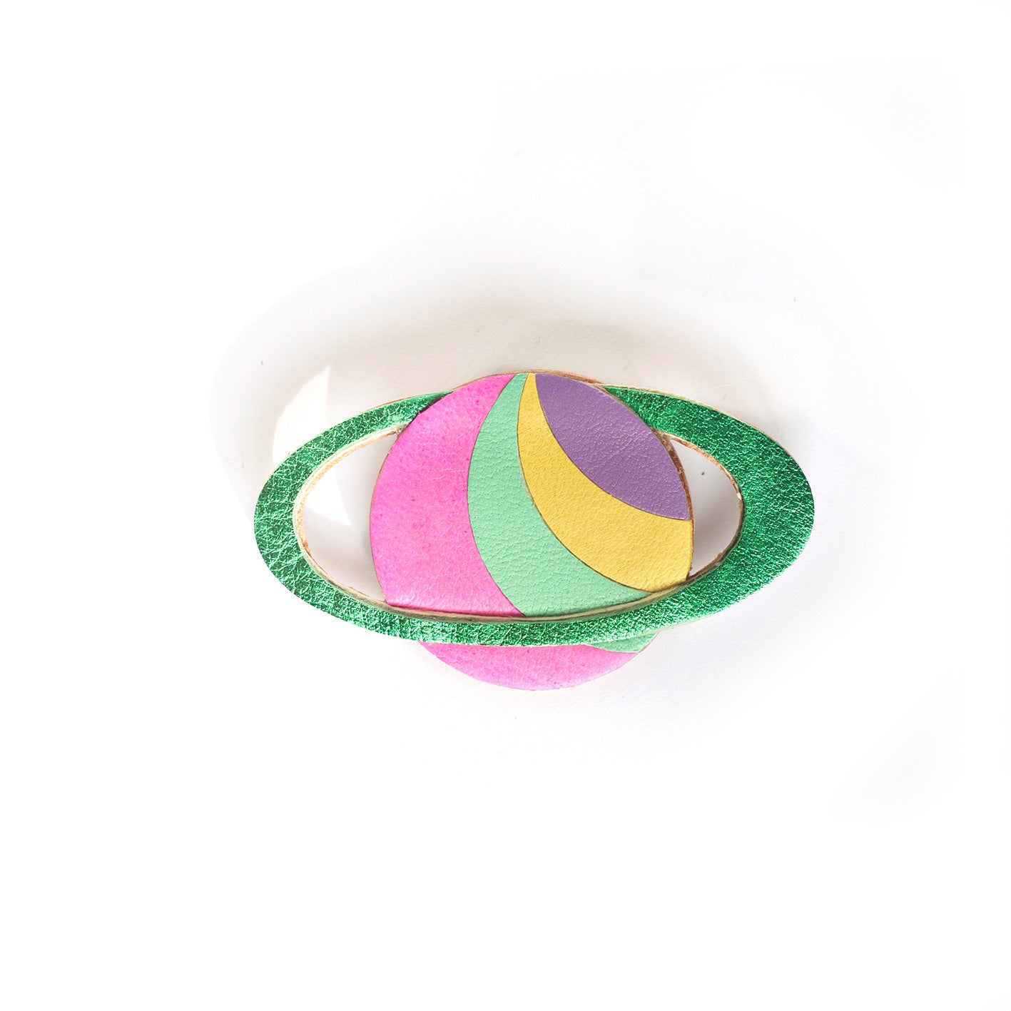 Broche Planète Saturne vert métal 3