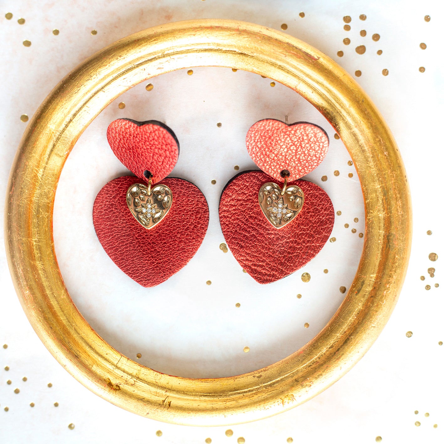 Boucles d'oreilles Coeurs Ex-Voto en cuir rouge