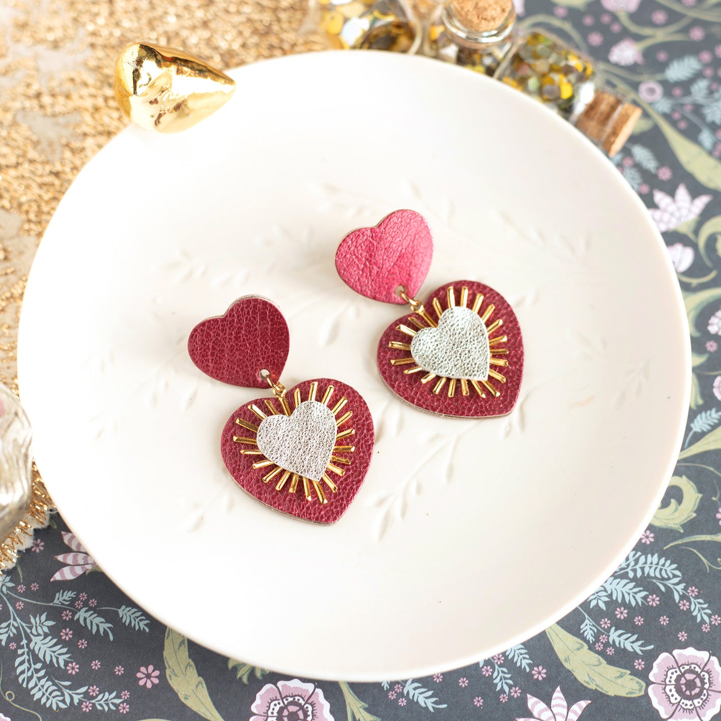 Boucles d'oreilles Sacré Coeur framboise et argent