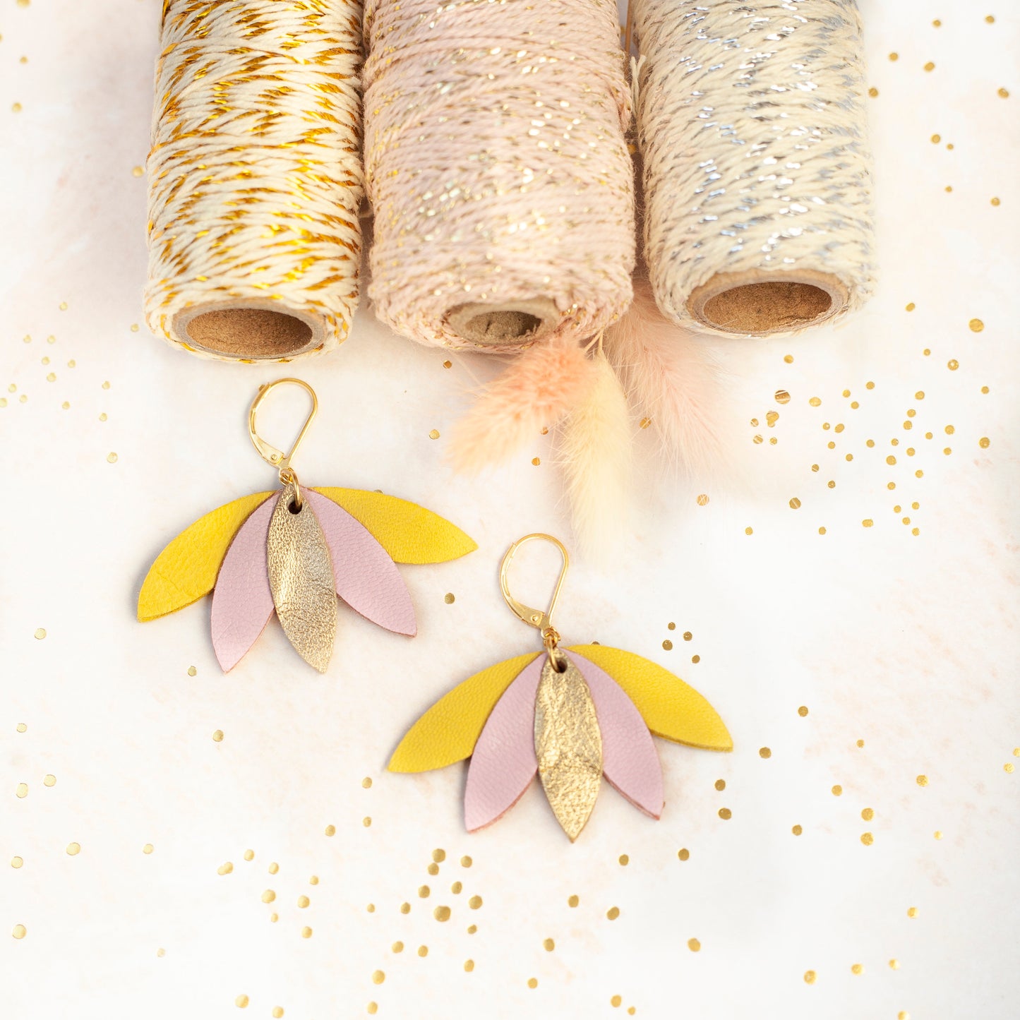 Boucles d'oreilles Palmier en cuir jaune rose et doré