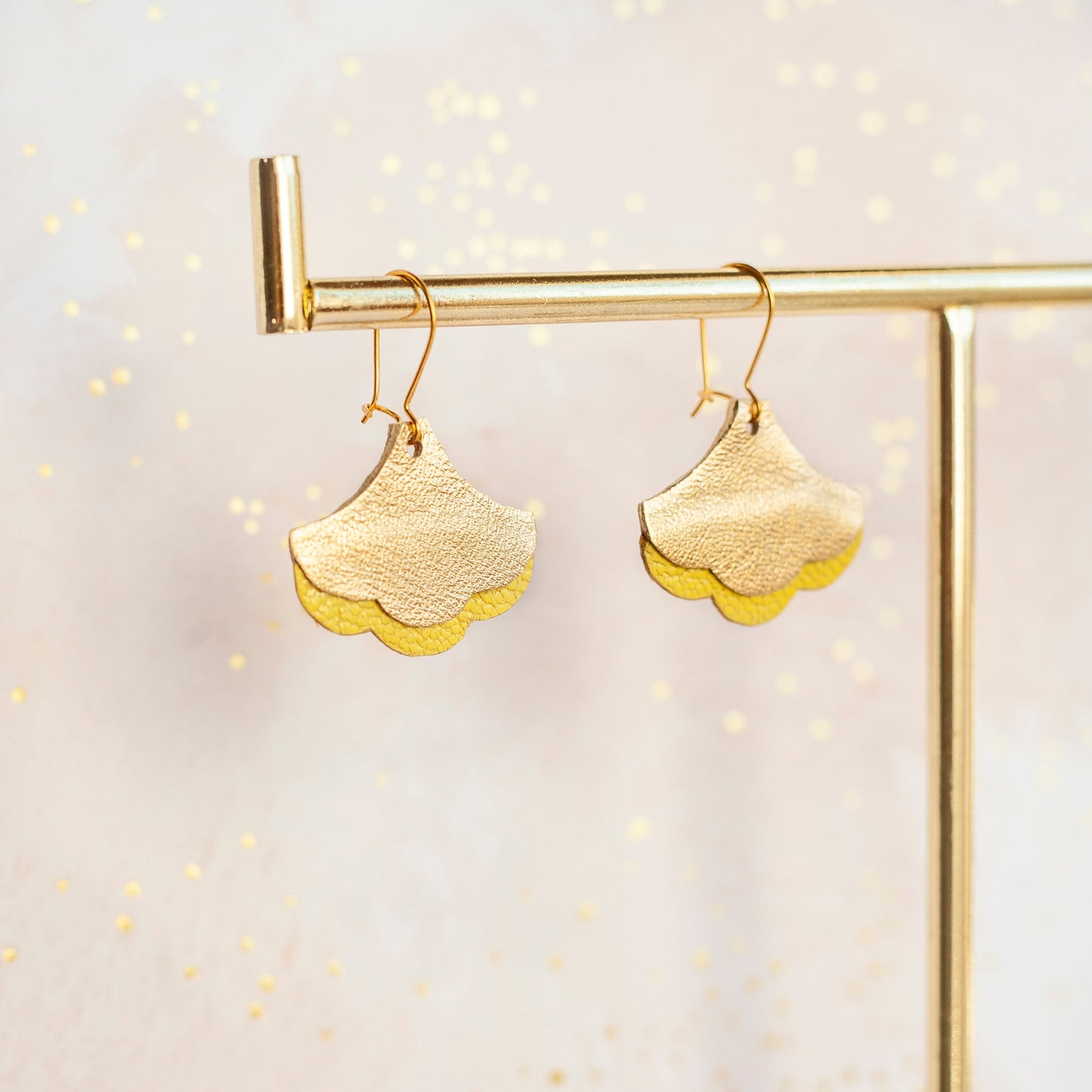 Boucles d'oreilles Ginkgo Biloba cuir jaune chartreuse