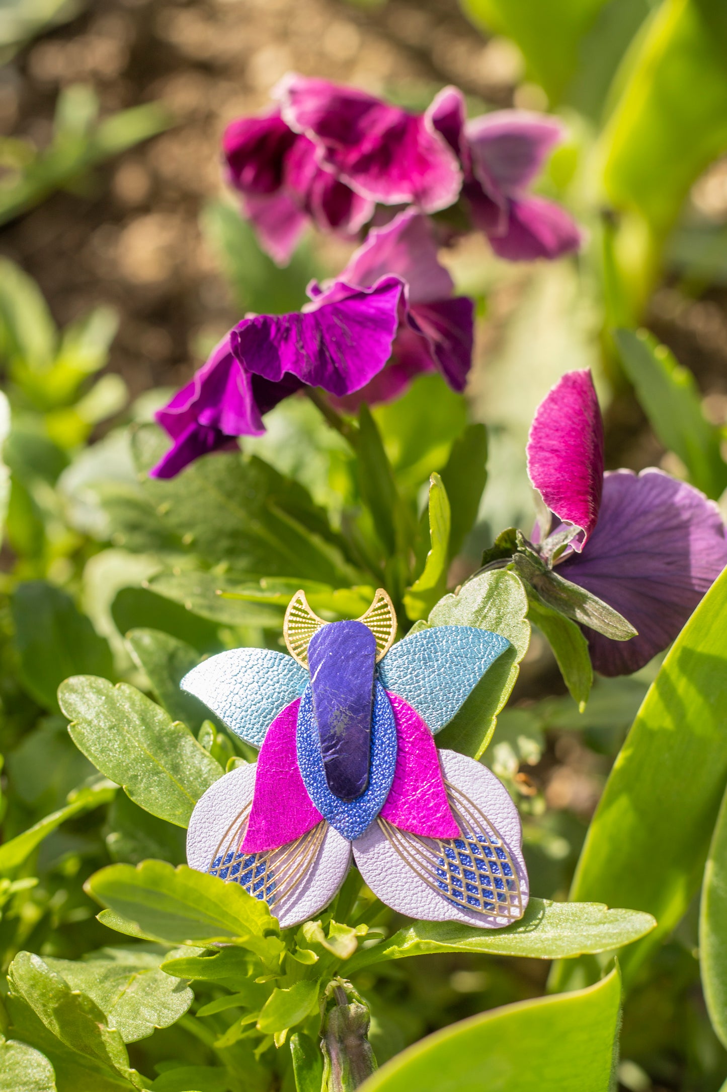 Broche Papillon - violet, bleu, mauve, fuchsia, outremer