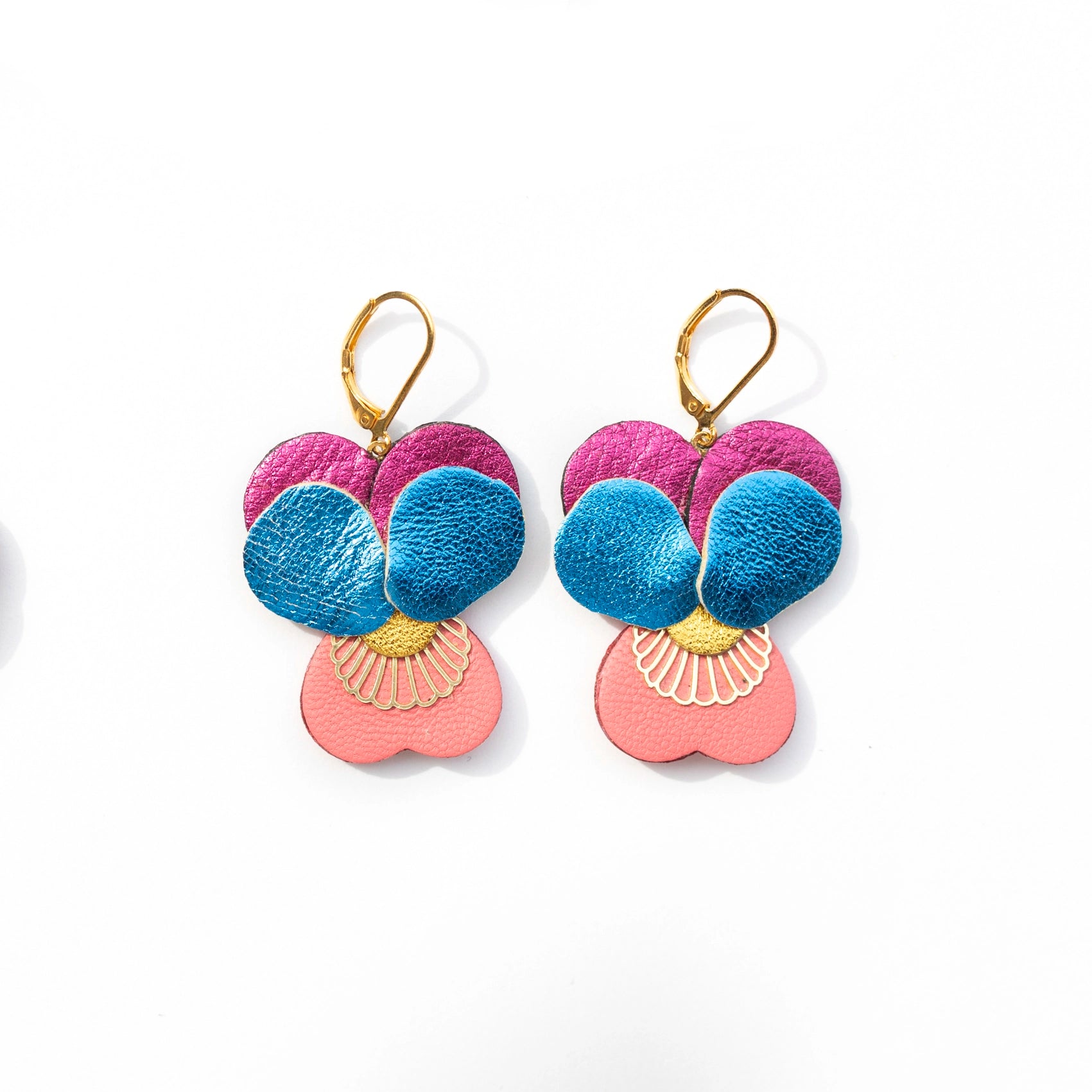Boucles d’oreilles Pensées - cuir bleu métallisé, framboise, rose capucine