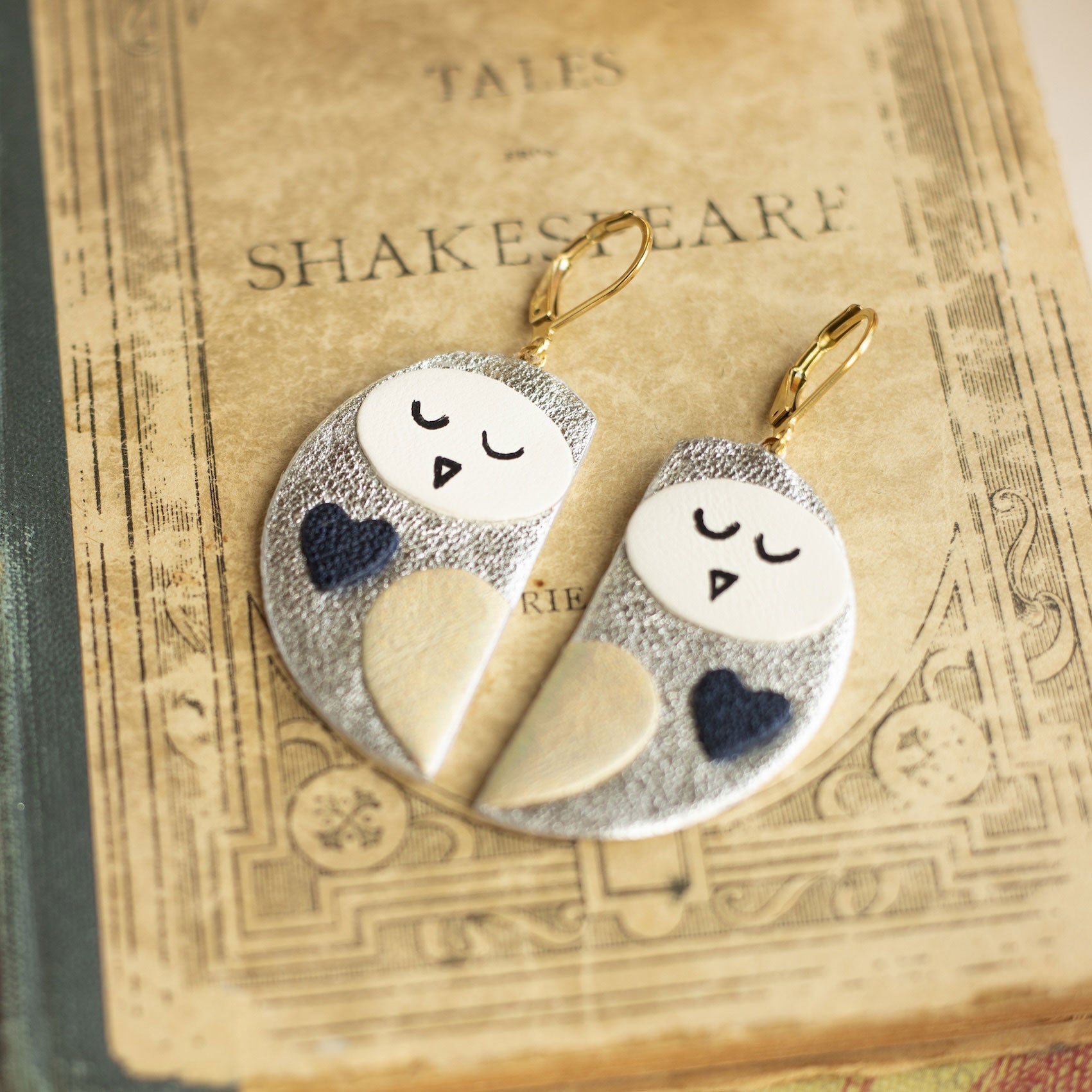 Boucles d'oreilles Chouettes cuir argent