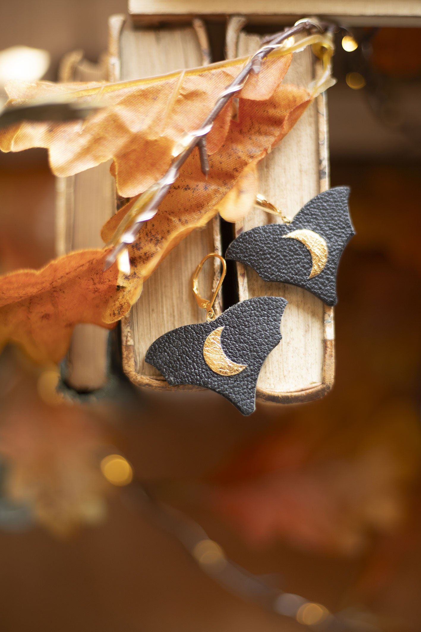 Boucles d'oreilles Chauve-Souris en cuir noir et croissants de Lune