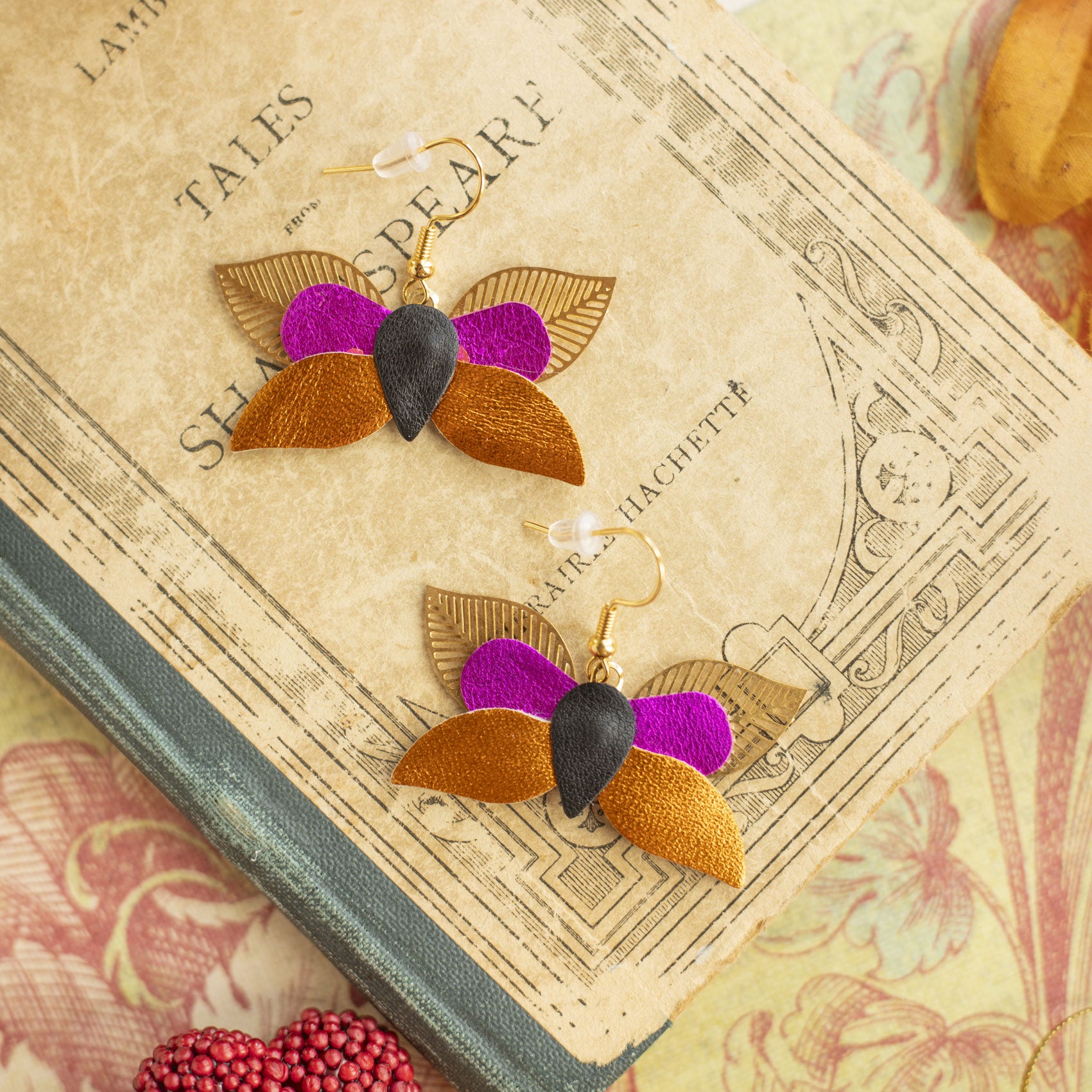 Boucles d'oreilles Papillons orange et fuchsia