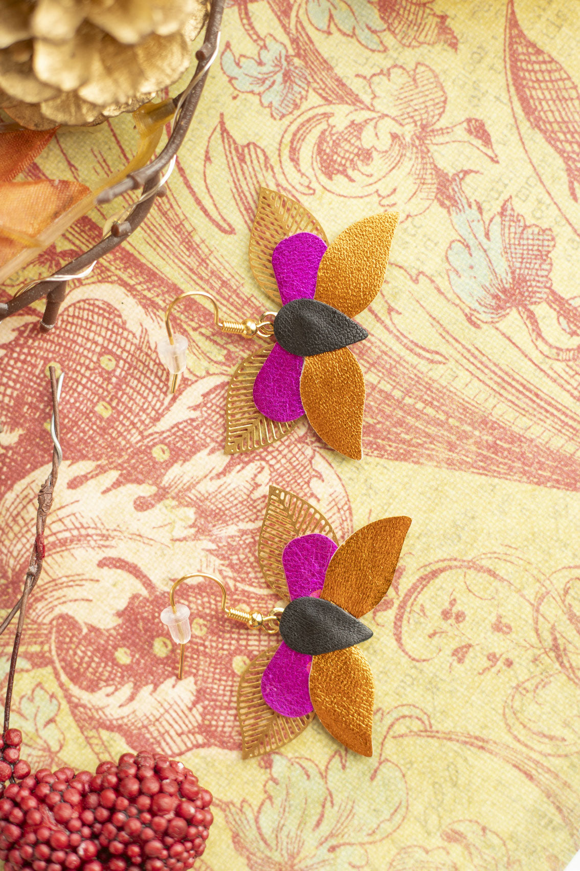 Boucles d'oreilles Papillons orange et fuchsia