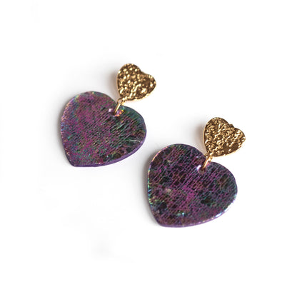 Boucles d'oreilles Coeurs - cuir violet à reflets irisés