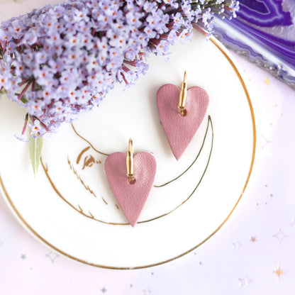 Boucles d'oreilles coeurs roses à paillettes