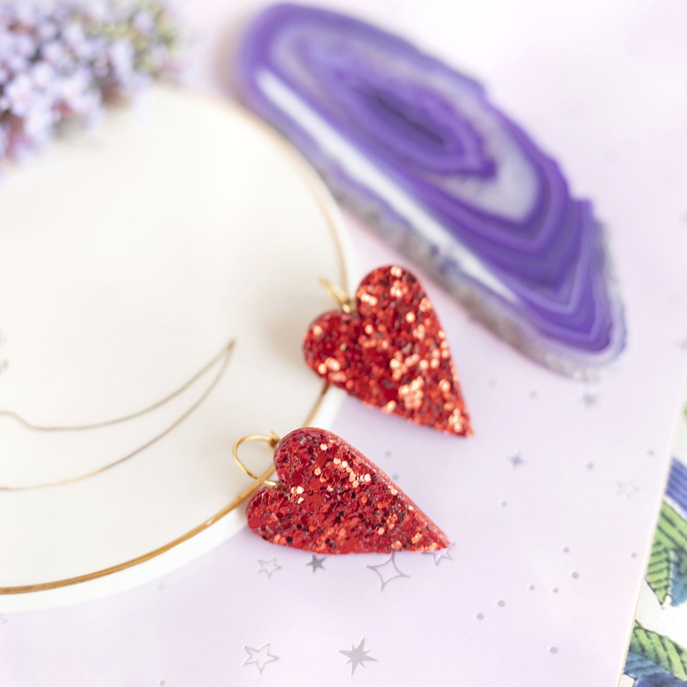 Boucles d'oreilles coeurs rouges à paillettes