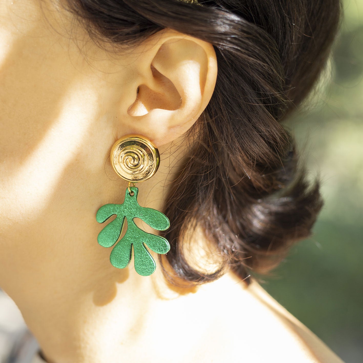 Boucles d'oreilles Algues - cuir vert