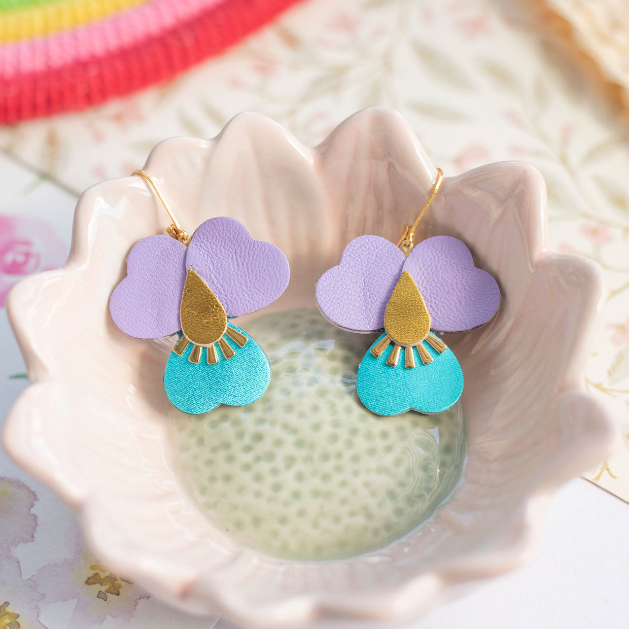 Boucles d’oreilles Pensées géantes - mauve et turquoise métallisé