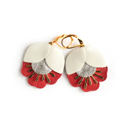 Boucles d'oreilles Fleur de Cerisier cuir blanc, argenté, rouge