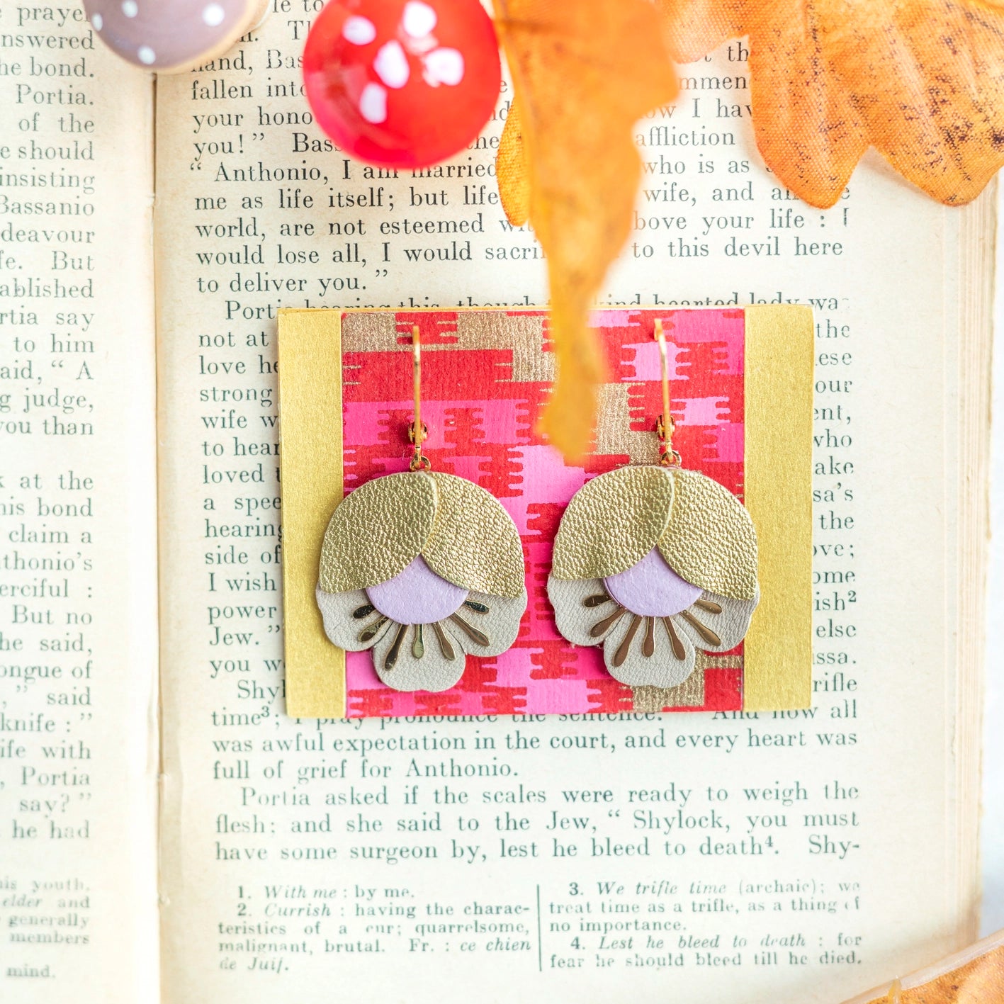 Boucles d'oreilles Fleur de Cerisier cuir or mat, rose pâle, beige