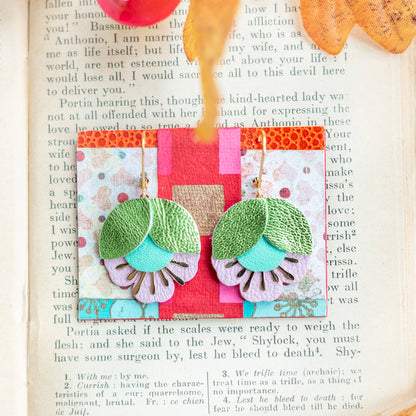 Boucles d'oreilles Fleur de Cerisier vert clair, menthe, rose poudré