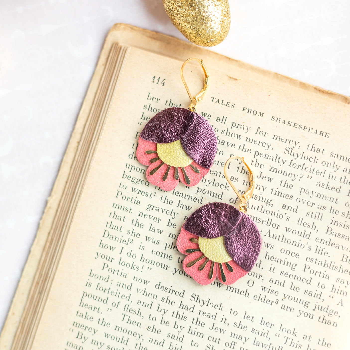 Boucles d'oreilles Fleur de Cerisier cuir prune, jaune, rose