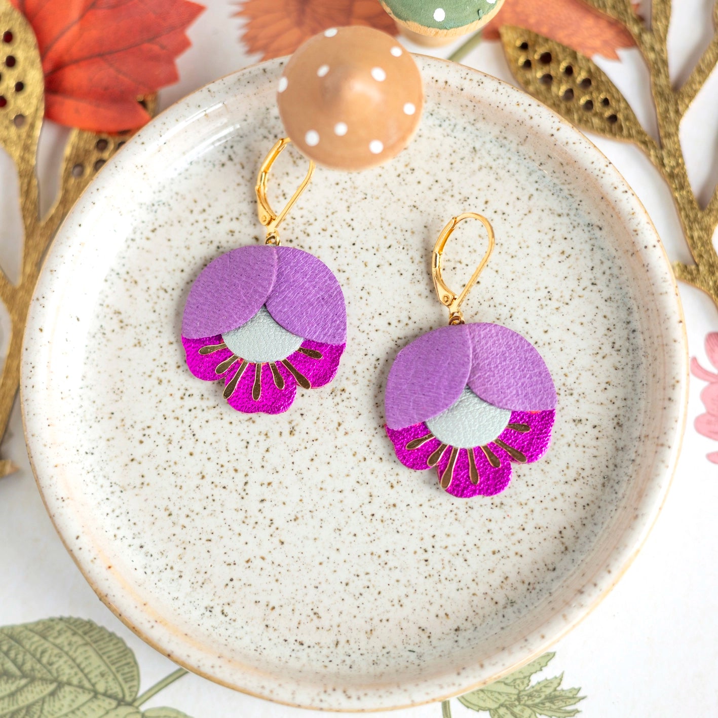 Boucles d'oreilles Fleur de Cerisier cuir parme, opaline, fuchsia