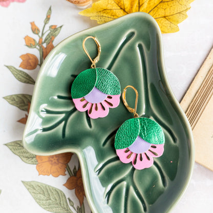 Boucles d'oreilles Fleur de Cerisier cuir vert métallisé, mauve, rose bonbon