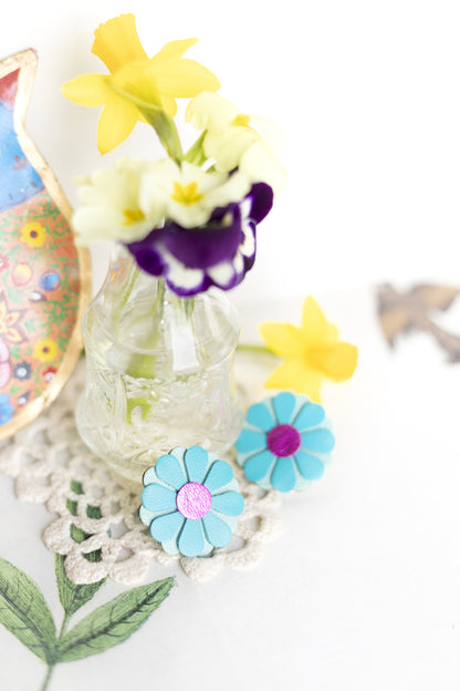 Boucles d'oreilles puces Aster bleu Caraïbes