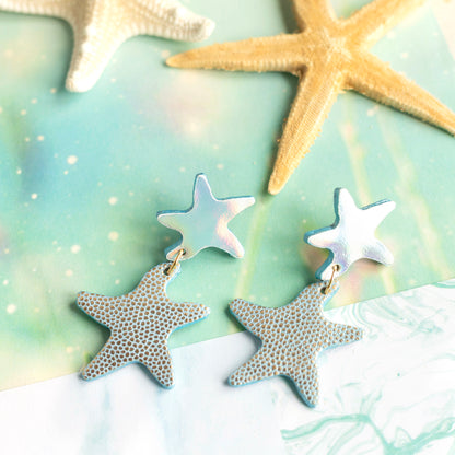 Boucles d'oreilles Étoiles de mer double en cuir holographique et écailles dorées
