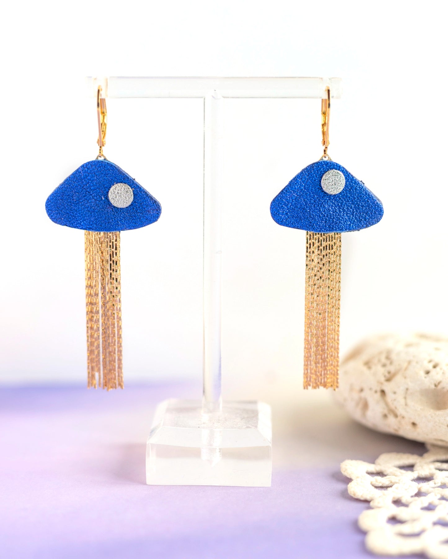 Boucles d'oreilles Méduses - cuir bleu outremer