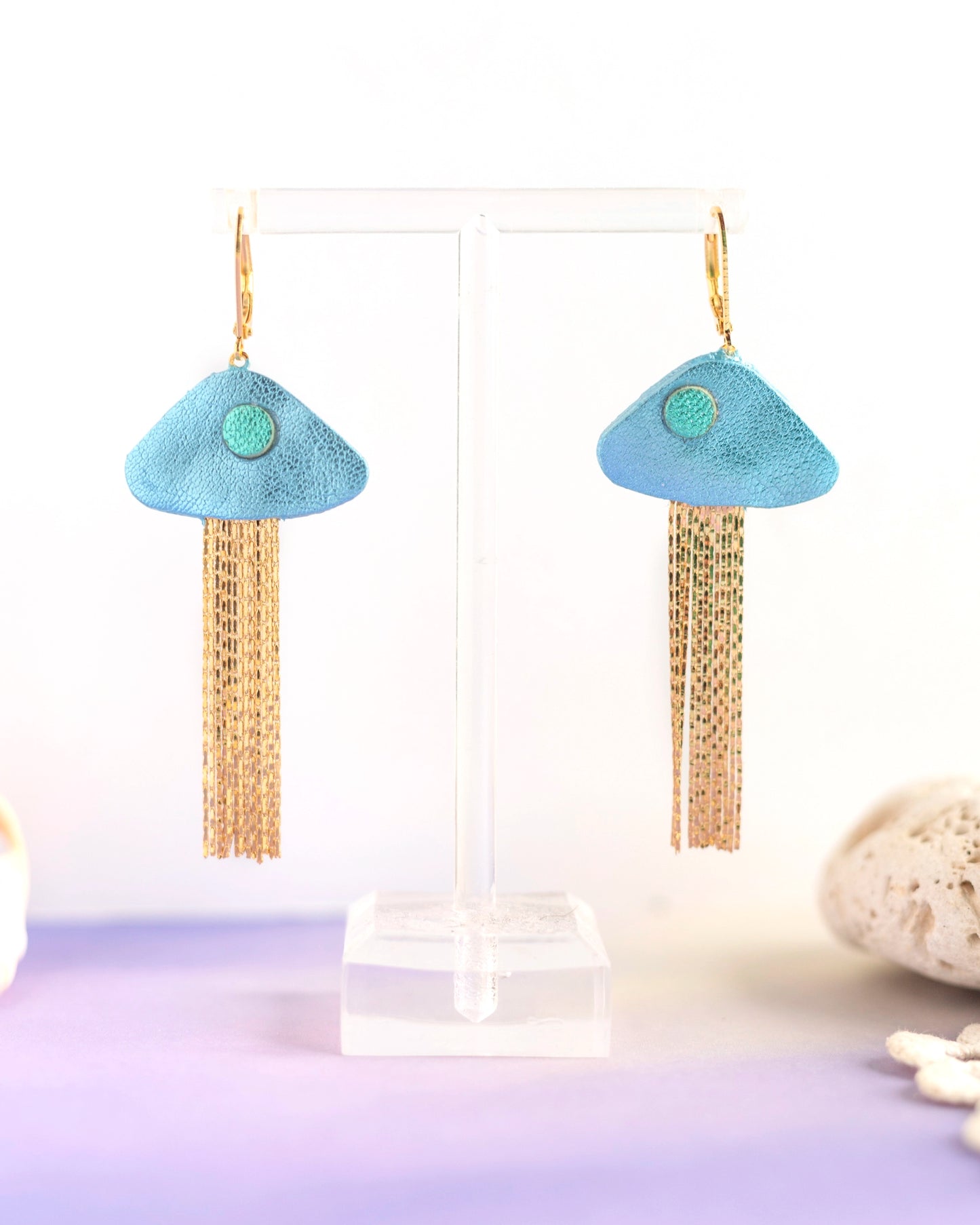 Boucles d'oreilles Méduses - cuir bleu ciel